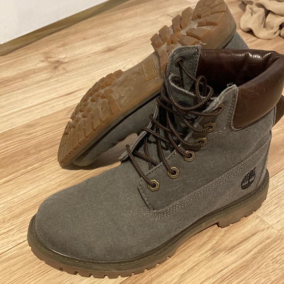 Timberlands - Picture 2 of 6